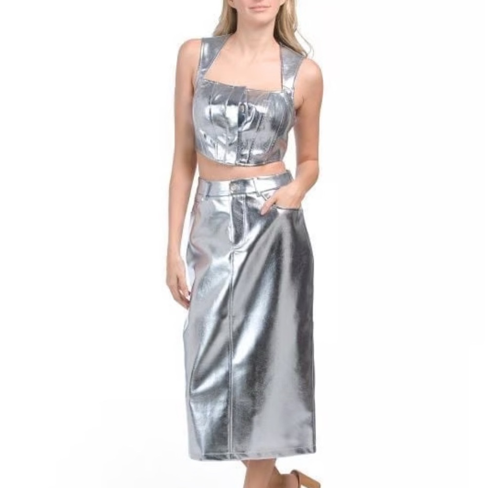House of Harlow 1960 Metallic Silver skirt and corset vest set .